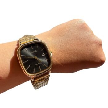 ساعة كاسيو كود 106 + علبة مجانية