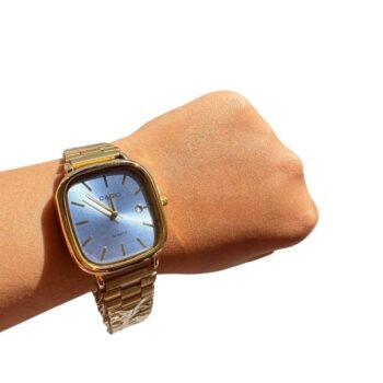 ساعة كاسيو كود 102 + علبة مجانية