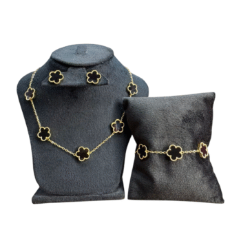 طقم وردة فان كليف اسود 3 قطعة